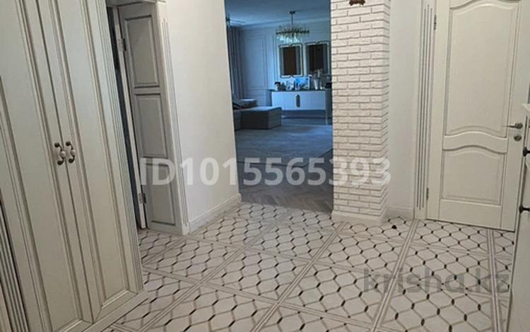 4-комнатная квартира · 150 м² · 4/5 этаж, Семенова-тянь-шаньского 4 за 70 млн ₸ в Семее — фото 2