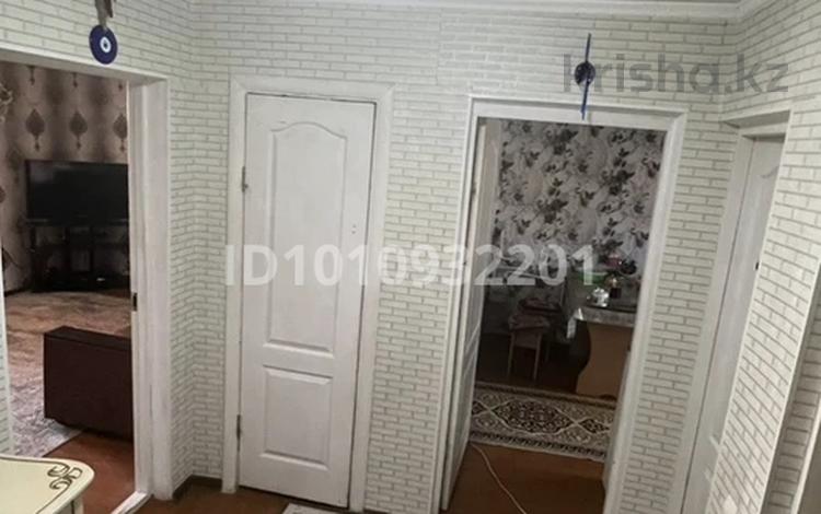 2-комнатная квартира · 57 м² · 1/2 этаж, 1-мкр — Напротив 10-ой школы за 20 млн ₸ в Байкент — фото 2