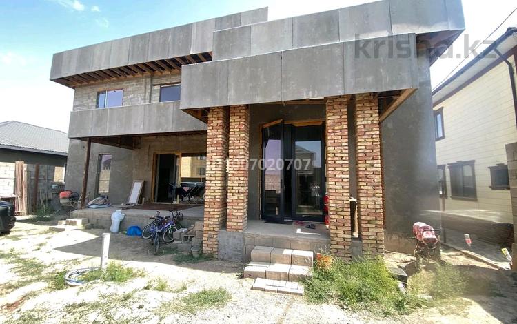 Отдельный дом · 8 комнат · 400 м² · 5 сот., 26 квартал за 68 млн 〒 в Каскелене — фото 2