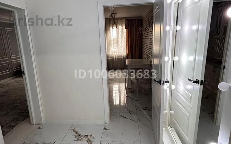1-комнатная квартира · 47 м² · 4/9 этаж, мкр Аккент 62 за 250 000 ₸ в Алматы, Алатауский р-н — фото 2