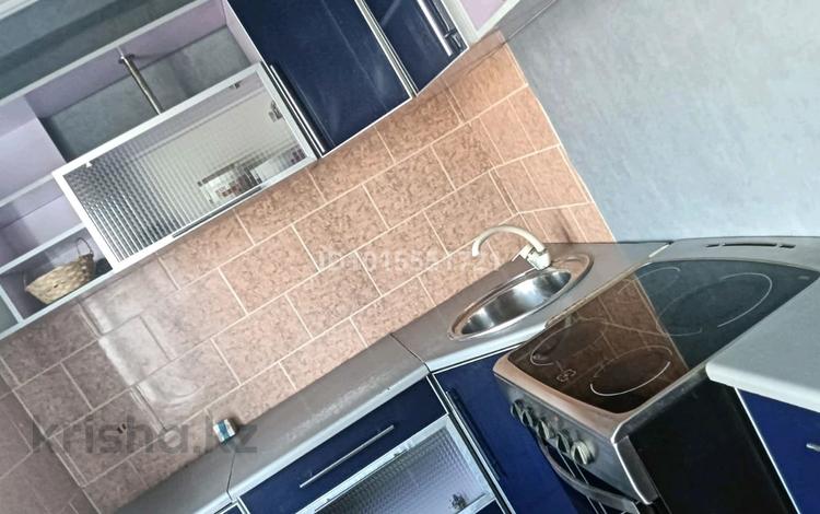 3-бөлмелі пәтер · 59 м² · 2/5 қабат, Ауэзова 57, бағасы: 100 000 ₸ в Аксу — фото 2