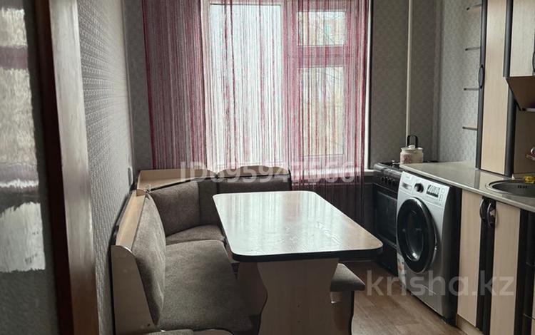 3-комнатная квартира · 64 м² · 4/5 этаж, 6 мкр 28 за 160 000 〒 в Таразе — фото 13