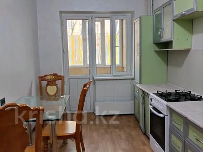 3-комнатная квартира · 68 м² · 1/5 этаж, мкр Айнабулак-2 51 за 250 000 ₸ в Алматы, Жетысуский р-н