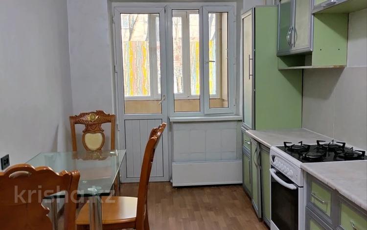3-бөлмелі пәтер · 68 м² · 1/5 қабат, мкр Айнабулак-2 51, бағасы: 250 000 ₸ в Алматы, Жетысуский р-н — фото 2