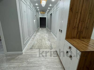4-комнатная квартира, 147 м², 3/9 этаж, Алтын орда за 63 млн 〒 в Актобе