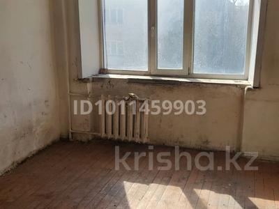 1-бөлмелі пәтер · 18.3 м² · 4/5 қабат, ул. Камзина 6, бағасы: 4.5 млн 〒 в Павлодаре