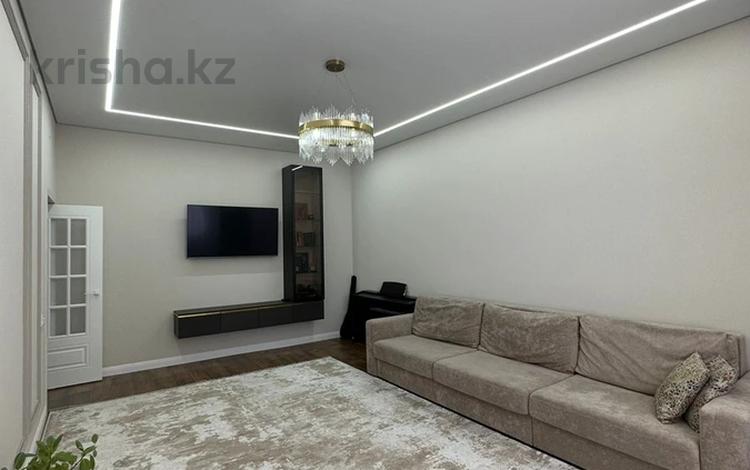 3-комнатная квартира · 120 м² · 2/14 этаж, 17-й мкр 6/1 за 500 000 ₸ в Актау — фото 4