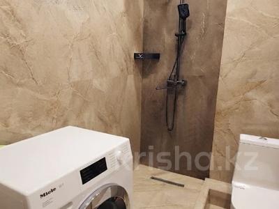 2-бөлмелі пәтер · 60 м² · 2/4 қабат, Мкр. Ак Шагала 4, бағасы: 45 млн ₸ в Атырау