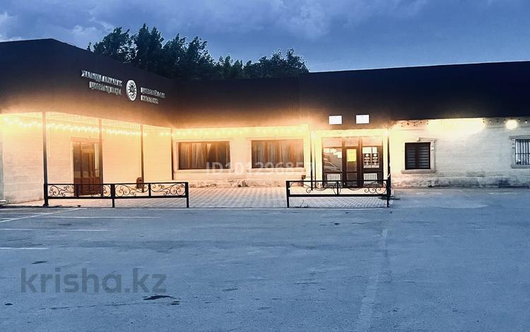 Еркін, кеңселер, дүкендер мен бутиктер, медорталықтар мен дәріханалар, білім орталықтары, ойын-сауық, конференц-залдар, кабинеттер және жұмыс орындары · 330 м², бағасы: 7 500 ₸ в Алатау, п. Арман — фото 2