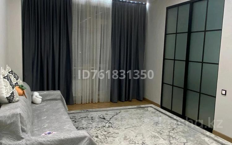 2-бөлмелі пәтер · 62.3 м² · 5/12 қабат, мкр Калкаман-2, Мкр Калкаман 5/11 — По Ашимова уг Райымбека, бағасы: 42 млн ₸ в Алматы, Наурызбайский р-н — фото 2