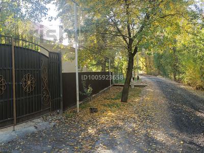 Отдельный дом · 5 комнат · 98.3 м² · 20 сот., Тауке хан 37 — Между 5 и 6 улицей за 28 млн 〒 в Бактыбая жолбарысулах