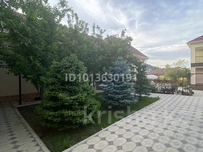 Еркін, кеңселер, қоймалар, білім орталықтары, конференц-залдар, кабинеттер және жұмыс орындары, студиялар · 250 м², бағасы: 600 000 ₸ в Шымкенте, Каратауский р-н