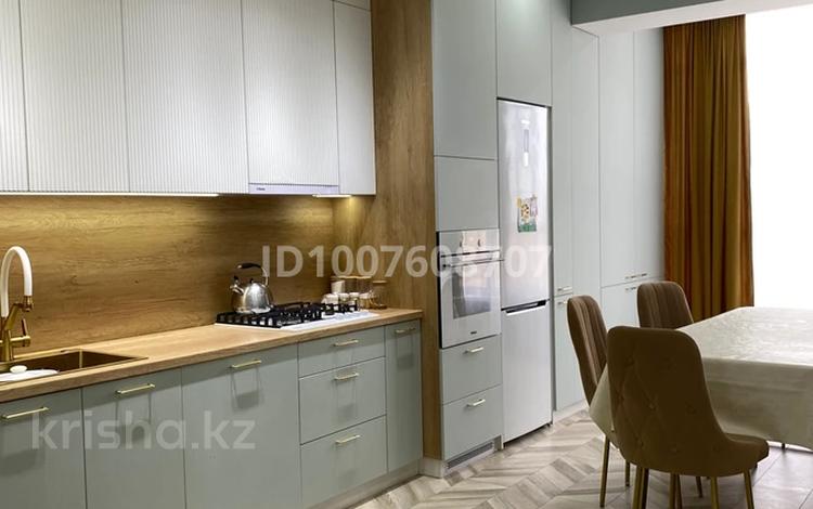 2-бөлмелі пәтер · 76 м² · 3/4 қабат, Шамелова 84А, бағасы: ~ 32 млн ₸ в Уральске — фото 2