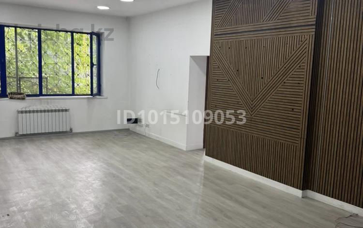 Кеңселер · 240 м², бағасы: 1.2 млн ₸ в Алматы, Жетысуский р-н — фото 2