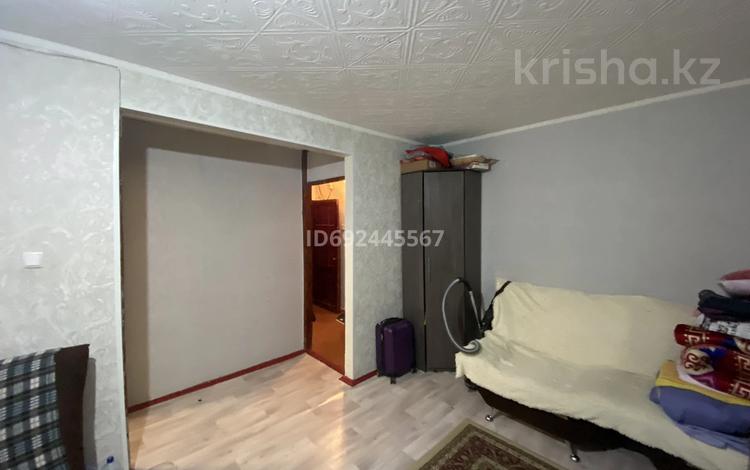 1-комнатная квартира, 30 м², 2/5 этаж, Момышұлы 25 за 8 млн 〒 в Жезказгане — фото 2