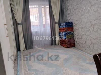 3-комнатная квартира · 62 м² · 4/5 этаж, Майкудук, Майкудук, 13й микрорайон 30 за 14.5 млн 〒 в Караганде, Алихана Бокейханова р-н