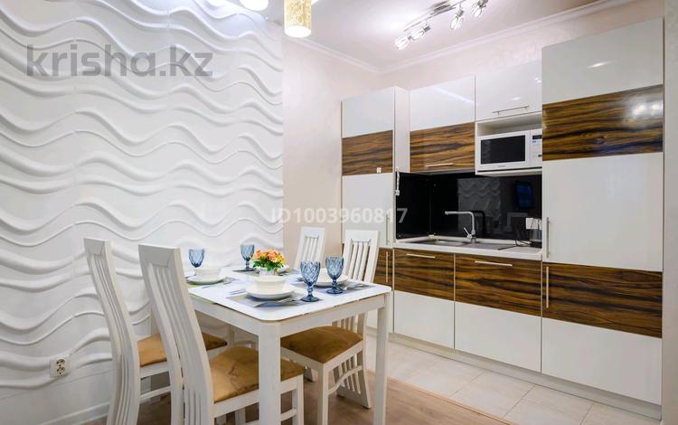 2-комнатная квартира · 75 м² · 9/18 этаж, Брусиловского 167 — Брусиловского - Есенжанова за 18 000 ₸ в Алматы, Алмалинский р-н — фото 3