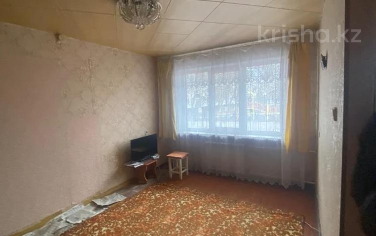 3-комнатная квартира, 58 м², 1/5 этаж, Жамбыла Жабаева за 14.4 млн 〒 в Петропавловске — фото 3
