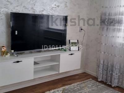 2-комнатная квартира · 55 м² · 1/5 этаж, Мкр. Асар-2 241блок4 за 27.5 млн ₸ в Шымкенте, Каратауский р-н