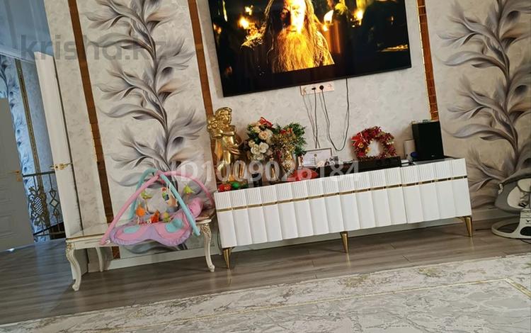 Отдельный дом · 6 комнат · 260 м² · 8 сот., Ракышев 3 — Возле ресторан Достык за 99 млн ₸ в  — фото 4