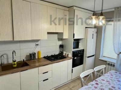 4-комнатная квартира · 85 м² · 4/6 этаж, мкр Аксай-4, Мкр Аксай-3A 77 за 46.5 млн ₸ в Алматы, Ауэзовский р-н