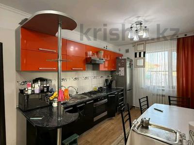 Жеке үй · 4 бөлме · 91.7 м² · 4.75 сот., Желтоксан 71, бағасы: 65 млн 〒 в Талдыкоргане