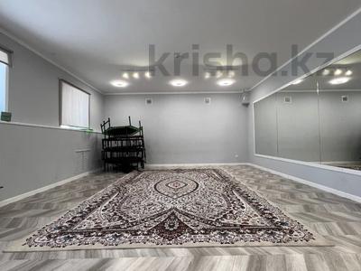 Свободное назначение, офисы, магазины и бутики, склады, общепит, салоны красоты, бани, гостиницы и зоны отдыха, медцентры и аптеки, образование, развлечения · 365 м² за 58 млн 〒 в Косшы