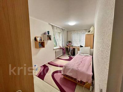 2-комнатная квартира, 46 м², 3/4 этаж, мкр №6 за 27 млн 〒 в Алматы, Ауэзовский р-н