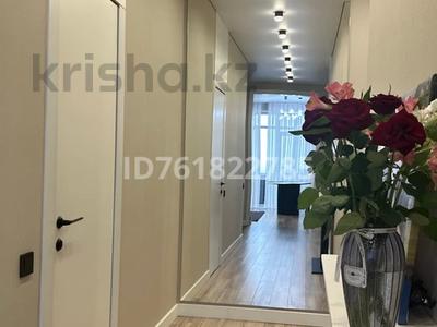 3-комнатная квартира · 114 м² · 6/6 этаж, Дастенова 55 за 75 млн 〒 в Семее