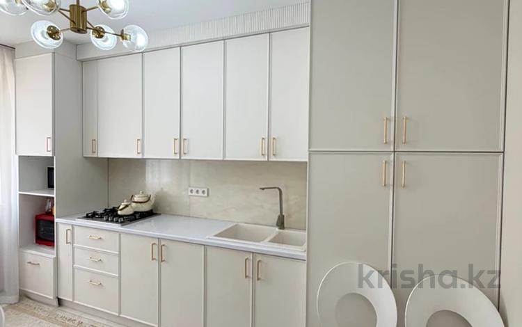 3-комнатная квартира · 90 м² · 3/5 этаж, 16-й мкр 83 за 30.9 млн ₸ в Актау — фото 2