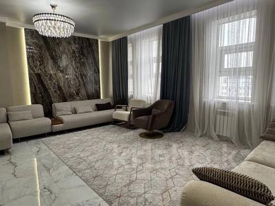 5-комнатная квартира · 250 м² · 9/9 этаж, Мангилик Ел 35 стр за 1.6 млн ₸ в Астане, Есильский р-н