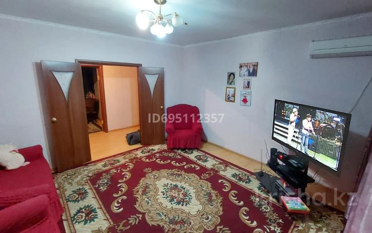 3-комнатная квартира · 80 м² · 4/6 этаж, 168 квартал за 19 млн ₸ в Экибастузе — фото 3