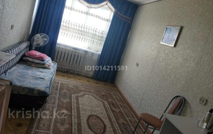 1-комнатная квартира · 36.6 м² · 5/5 этаж, ряхова 2а за 8 млн ₸ в Актобе, мкр. Курмыш — фото 2