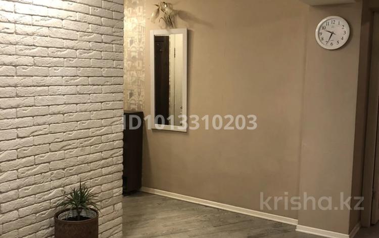 2-бөлмелі пәтер · 52 м² · 3/5 қабат, Ауэзова — Толе би, бағасы: 350 000 ₸ в Алматы, Алмалинский р-н — фото 2