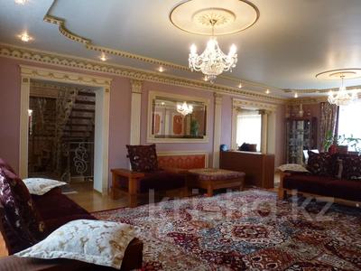 Отдельный дом · 3 комнаты · 300 м² · 12 сот., Целинная 6 за 80 млн 〒 в Уральске