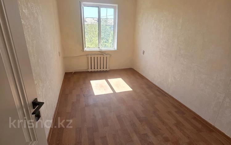 2-комнатная квартира · 44 м² · 5/5 этаж, 4микр 23 за 140 000 ₸ в Конаеве — фото 2