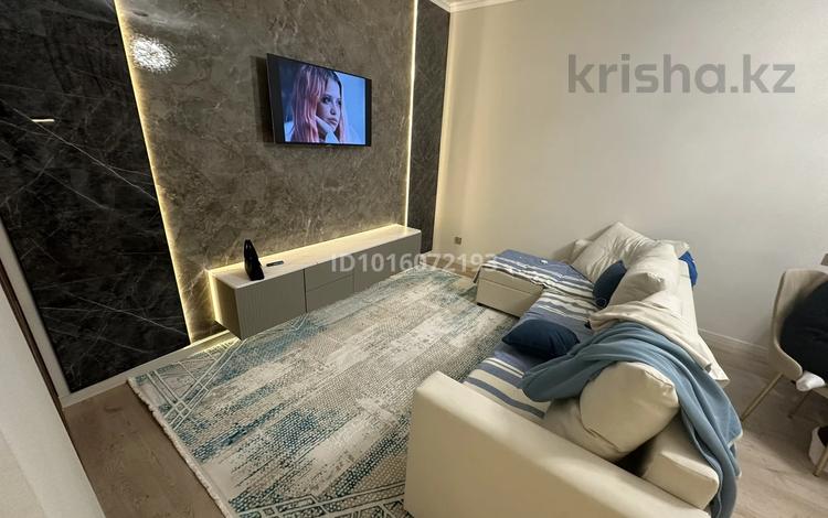 2-бөлмелі пәтер · 52 м² · 10/17 қабат, Толе би 27, бағасы: 35 млн ₸ в Астане, Есильский р-н — фото 2