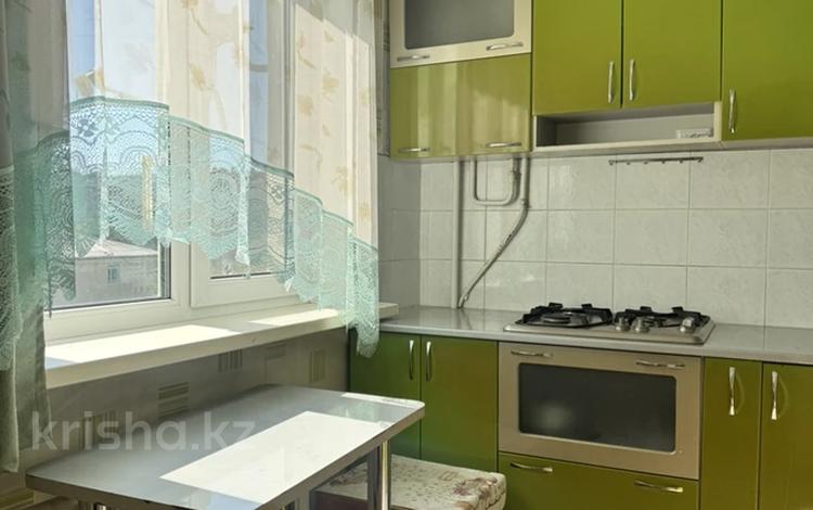 3-бөлмелі пәтер · 47 м² · 4/5 қабат, Букетова 3, бағасы: 19.2 млн ₸ в Петропавловске — фото 2