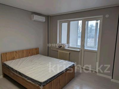 1-бөлмелі пәтер · 44 м², Райымбек 247 — ТРЦ Максима, бағасы: 220 000 ₸ в Алматы, Жетысуский р-н