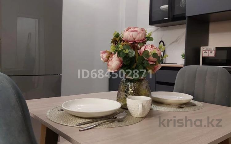 2-бөлмелі пәтер · 50 м² · 15 қабат, Достык 5/2, бағасы: 20 000 ₸ в Астане, Есильский р-н — фото 2