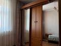 3-бөлмелі пәтер · 64 м² · 5/5 қабат, Рубежинская 31/1 — Универмаг, бағасы: 17 млн ₸ в Уральске, мкр Школьник — фото 6