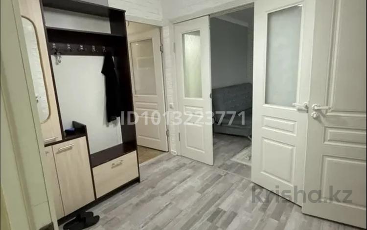 3-бөлмелі пәтер · 60 м² · 3/5 қабат, Кыдырова 2 2 — Улица Конаева, бағасы: 16.2 млн ₸ в  — фото 3