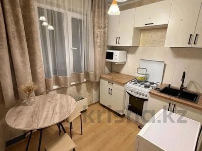 1-комнатная квартира · 33 м² · 2/5 этаж, мкр Казахфильм 8 за 250 000 ₸ в Алматы, Бостандыкский р-н