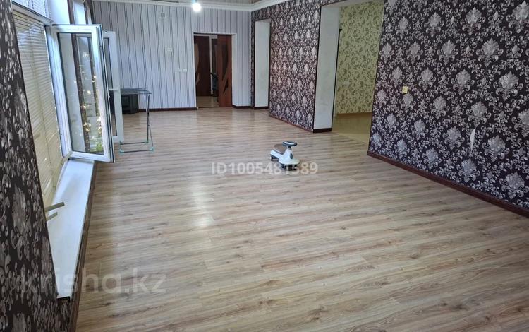 Отдельный дом · 7 комнат · 300 м² · 10 сот., мкр Акжайык, Сәйгүлік 129/1 — Дендропарка за 45 млн ₸ в Шымкенте, Абайский р-н — фото 2