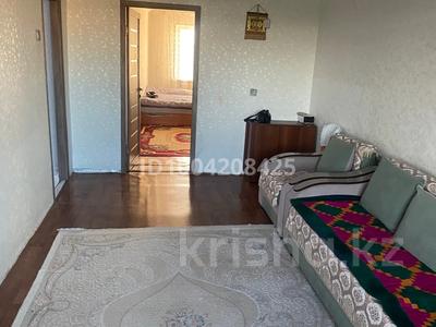 3-комнатная квартира · 60 м² · 5 этаж, Пришахтинск, 21й микрорайон за 140 000 〒 в Караганде, Алихана Бокейханова р-н