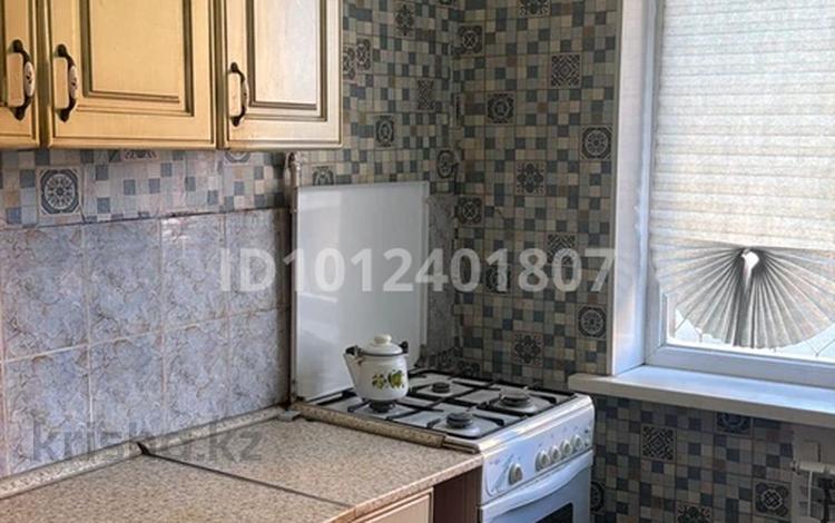 3-комнатная квартира · 70 м² · 1 этаж, ул. Нагашбай Шайкенова 9 за 180 000 ₸ в Актобе, мкр Авиатор — фото 2