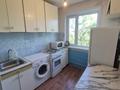 2-комнатная квартира · 44 м² · 5/5 этаж, Майкудук, 16й микрорайон за ~ 8.2 млн ₸ в Караганде, Алихана Бокейханова р-н — фото 3