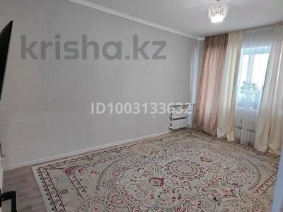 2-комнатная квартира · 50 м² · 4/5 этаж, 22-й мкр 15 — Мектеп садик Әлем базар 22базар миграцонный бар. Дана супермаркет ба за 11 млн 〒 в Актау