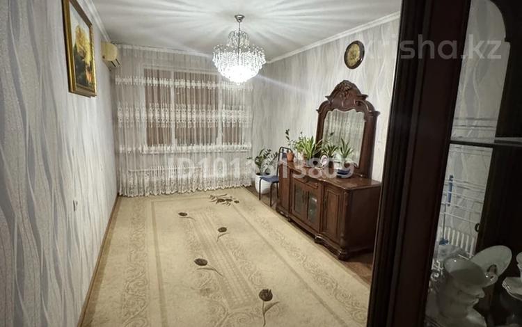 4-комнатная квартира · 98 м² · 4/5 этаж, 27-й мкр 32 за 25 млн ₸ в Актау — фото 2