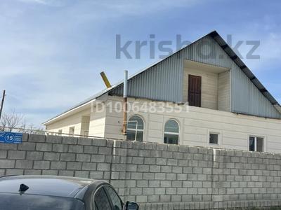 Жеке үй · 5 бөлме · 150 м² · , Алпамыс батыр 15 — Орталық базар, бағасы: 25 млн ₸ в Таразе